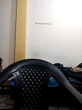 Snapshot of priyancyfun chatting on 03-17-25, 09:34 priyancyfun online show from 03-17-25, 09:34