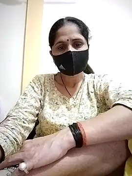 Snapshot of priyancyfun chatting on 03-19-25, 09:27 priyancyfun online show from 03-19-25, 09:27