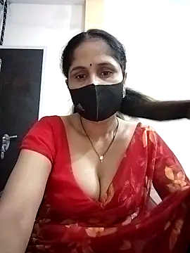 Snapshot of priyancyfun chatting on 09-11-25, 04:51 priyancyfun online show from 09-11-25, 04:51