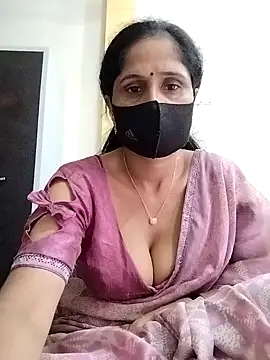 Snapshot of priyancyfun chatting on 10-07-25, 04:42 priyancyfun online show from 10-07-25, 04:42