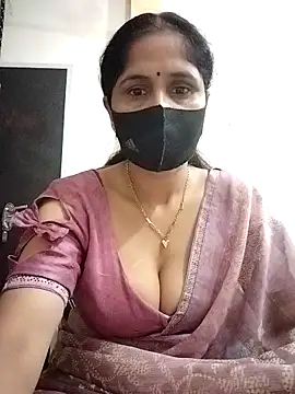 Snapshot of priyancyfun chatting on 10-31-25, 01:50 priyancyfun online show from 10-31-25, 01:50