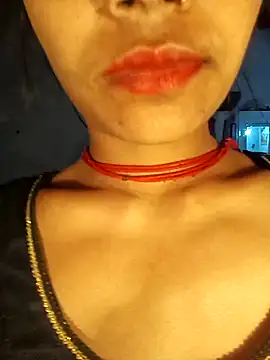 Snapshot of Amaya_Bajwa chatting on 02-08-25, 03:31 Amaya Bajwa online show from 02-08-25, 03:31