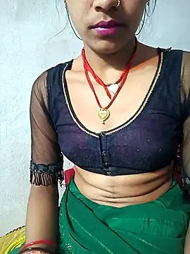 Snapshot of Amaya_Bajwa chatting on 03-06-25, 02:51 Amaya Bajwa online show from 03-06-25, 02:51