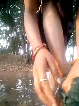 Amaya Bajwa online show from 11-19-25, 10:15