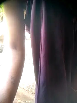 Amaya Bajwa online show from 11-23-25, 04:45