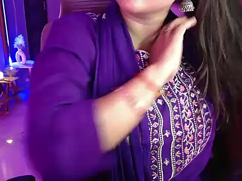 Mitikaa online show from 09-24-25, 02:53