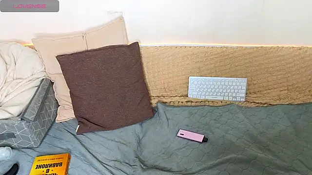 emilytrays online show from 02-03-26, 02:53