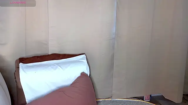 emilytrays online show from 04-16-26, 04:24