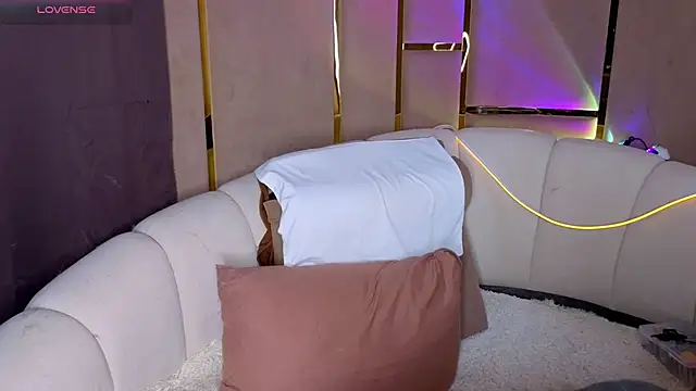 emilytrays online show from 04-26-26, 09:18