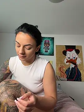 NNNoire online show from 04-23-26, 06:36