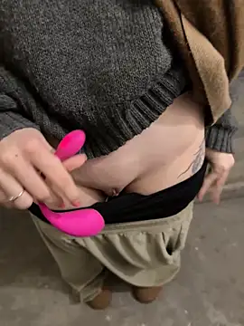 Snapshot of Alexandria_Balenciaga chatting on 01-20-25, 10:15 Alexandria Balenciaga online show from 01-20-25, 10:15