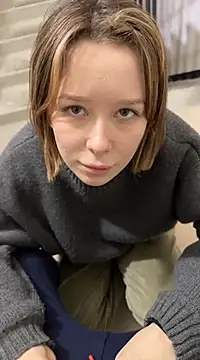 Snapshot of Alexandria_Balenciaga chatting on 02-02-25, 11:42 Alexandria Balenciaga online show from 02-02-25, 11:42