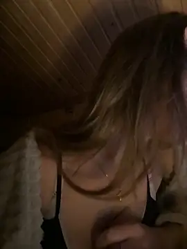 mewKate online show from 11-22-25, 06:51