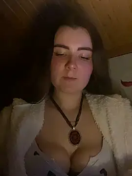 mewKate online show from 04-15-26, 06:26