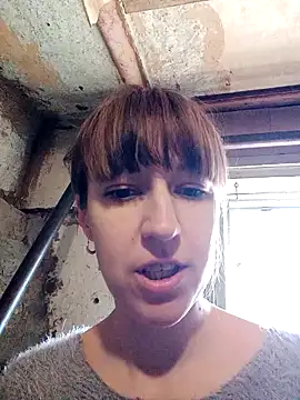 Snapshot of Calibers2932 chatting on 02-26-25, 10:15 Calibers2932 online show from 02-26-25, 10:15