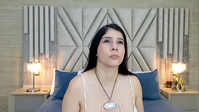 Snapshot of MilaRux chatting on 02-22-25, 03:36 MilaRux online show from 02-22-25, 03:36