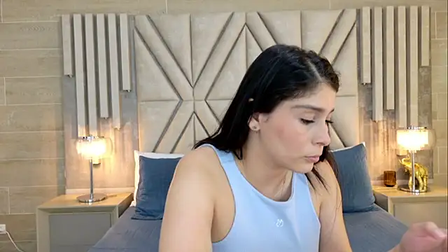 Snapshot of MilaRux chatting on 02-27-25, 05:26 MilaRux online show from 02-27-25, 05:26