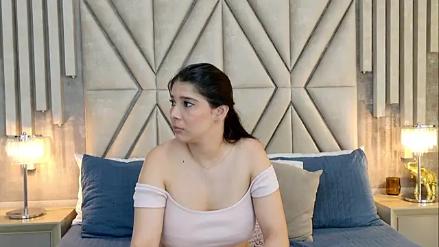 Snapshot of MilaRux chatting on 03-05-25, 05:18 MilaRux online show from 03-05-25, 05:18