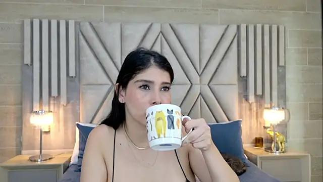 Snapshot of MilaRux chatting on 03-14-25, 03:58 MilaRux online show from 03-14-25, 03:58