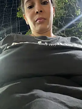 Snapshot of MilaRux chatting on 03-22-25, 11:42 MilaRux online show from 03-22-25, 11:42