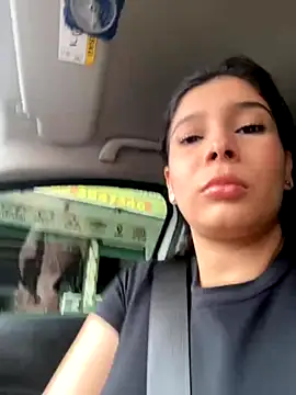 Snapshot of MilaRux chatting on 09-20-25, 03:57 MilaRux online show from 09-20-25, 03:57