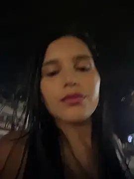 Snapshot of the_queen_of_street chatting on 04-10-26, 03:45 the queen of street online show from 04-10-26, 03:45