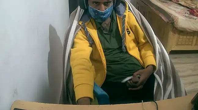 Snapshot of chandni89 chatting on 01-07-25, 01:59 chandni89 online show from 01-07-25, 01:59