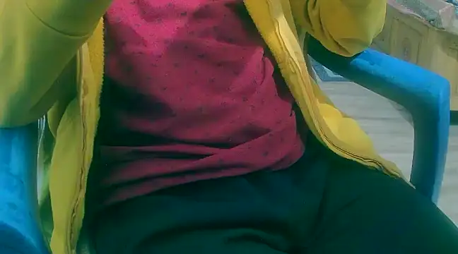 Snapshot of chandni89 chatting on 01-24-25, 04:17 chandni89 online show from 01-24-25, 04:17