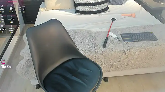 Blue Angell online show from 03-08-25, 11:39