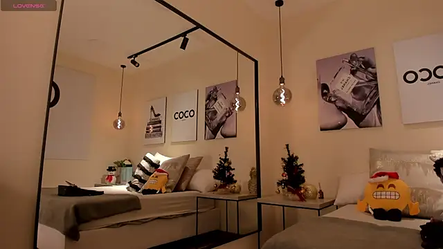 Blue Angell online show from 12-16-25, 12:04