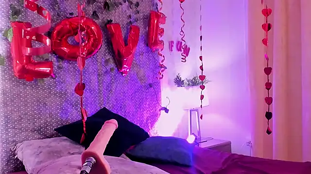 Snapshot of VeronicaOlson_ chatting on 02-14-25, 07:49 VeronicaOlson online show from 02-14-25, 07:49