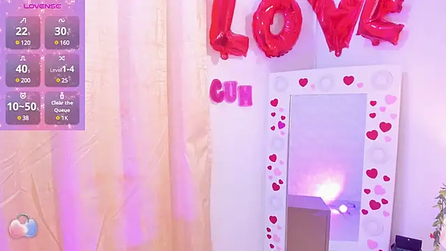 Snapshot of VeronicaOlson_ chatting on 03-09-25, 10:08 VeronicaOlson online show from 03-09-25, 10:08