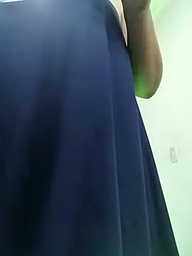 Snapshot of VeronicaOlson_ chatting on 12-15-25, 03:22 VeronicaOlson online show from 12-15-25, 03:22