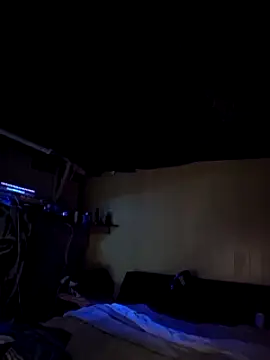 Snapshot of hesjustafriend chatting on 01-13-25, 08:37 hesjustafriend online show from 01-13-25, 08:37