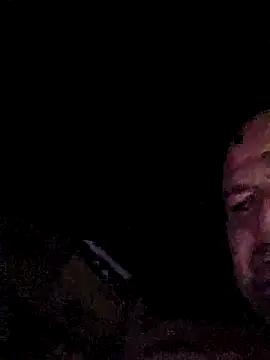 Snapshot of hesjustafriend chatting on 10-16-25, 03:51 hesjustafriend online show from 10-16-25, 03:51