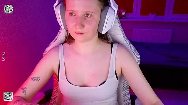 mon lola online show from 03-30-26, 04:30