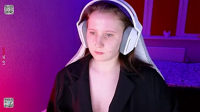 mon lola online show from 04-14-26, 04:13