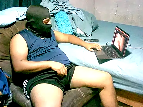 SergCarMX1 online show from 06-18-26, 04:13