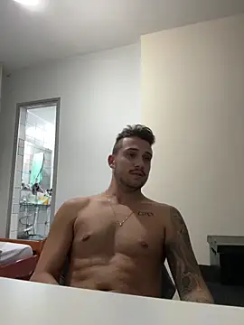 Snapshot of carvalhofelipe chatting on 03-17-25, 11:11 carvalhofelipe online show from 03-17-25, 11:11