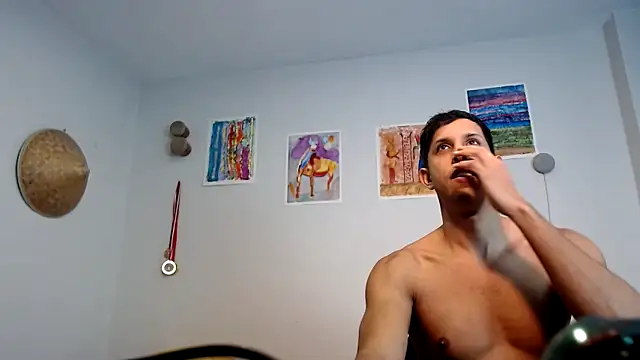 HOTLATINO2025 online show from 10-07-25, 03:53