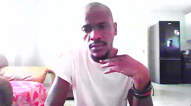 Snapshot of 1NakedTruth chatting on 02-05-25, 09:36 1NakedTruth online show from 02-05-25, 09:36