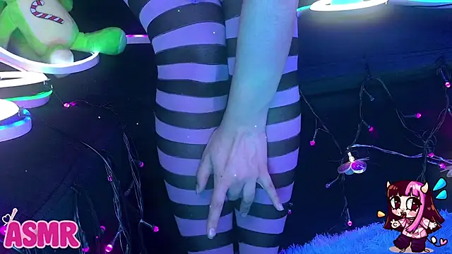 LaytonBox online show from 04-24-26, 11:56