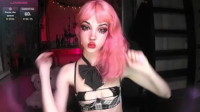 Snapshot of Ink__pleasure chatting on 10-25-25, 02:08 Ink pleasure online show from 10-25-25, 02:08