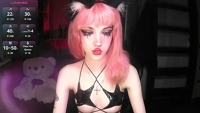 Snapshot of Ink__pleasure chatting on 10-31-25, 11:39 Ink pleasure online show from 10-31-25, 11:39