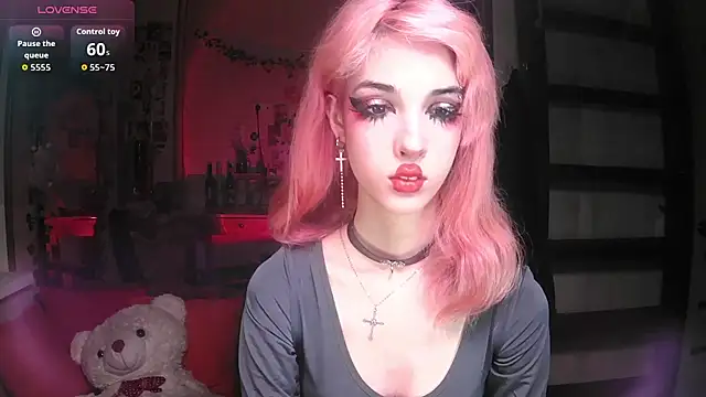 Snapshot of Ink__pleasure chatting on 11-02-25, 01:19 Ink pleasure online show from 11-02-25, 01:19