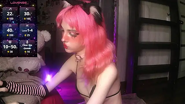 Snapshot of Ink__pleasure chatting on 11-20-25, 12:44 Ink pleasure online show from 11-20-25, 12:44