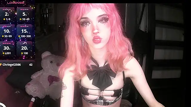 Snapshot of Ink__pleasure chatting on 11-23-25, 01:05 Ink pleasure online show from 11-23-25, 01:05