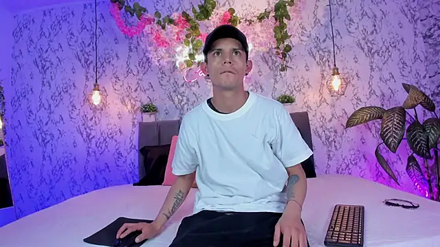 Bonny and carrot online show from 02-26-26, 07:13