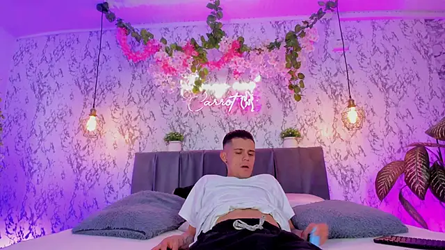 Bonny and carrot online show from 03-19-26, 07:07