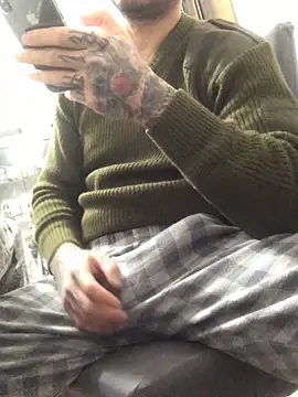 Snapshot of ilmaestoso chatting on 01-18-25, 12:02 ilmaestoso online show from 01-18-25, 12:02